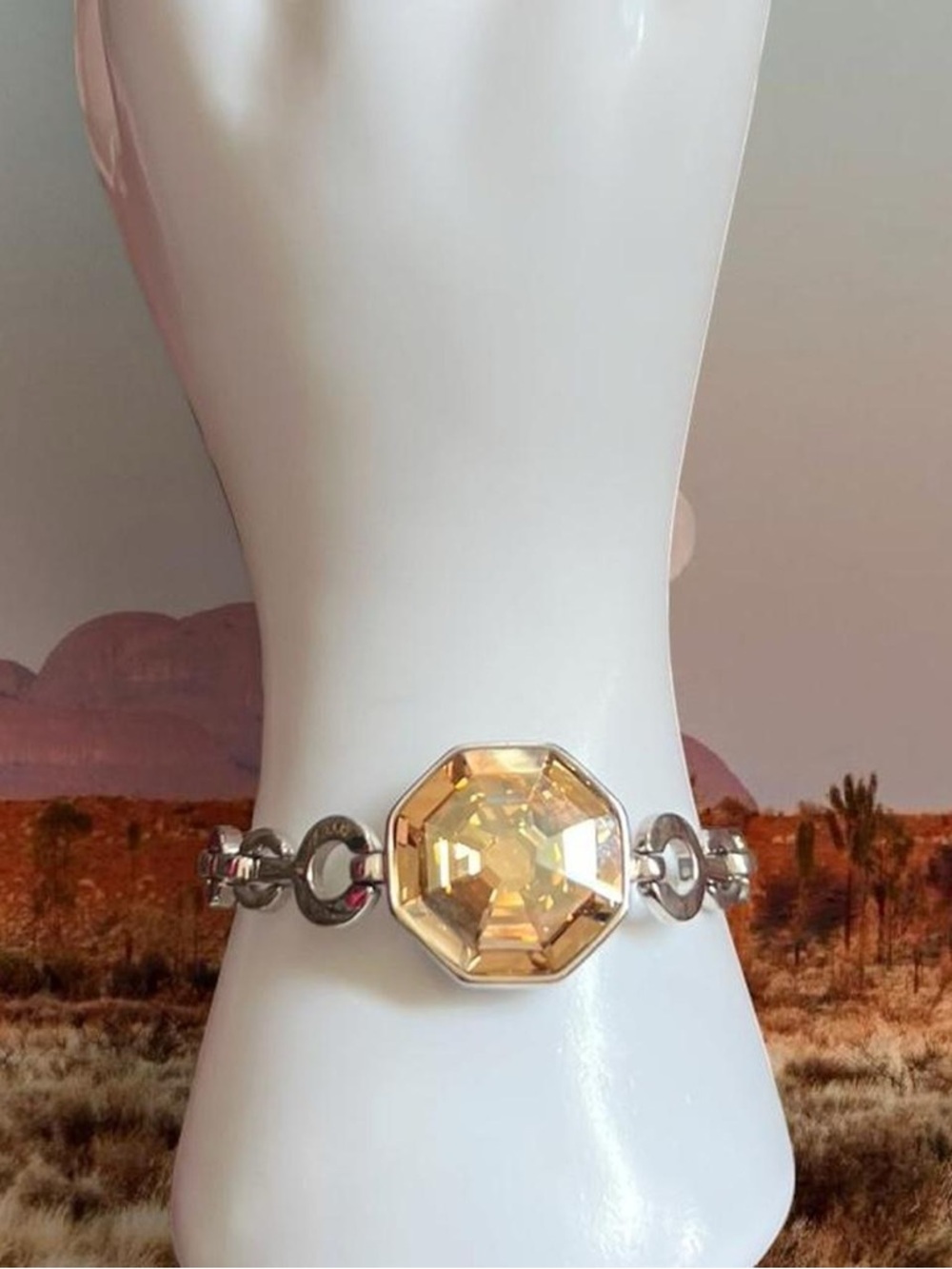 Crystal Octagon Link Bracelet in Champagne